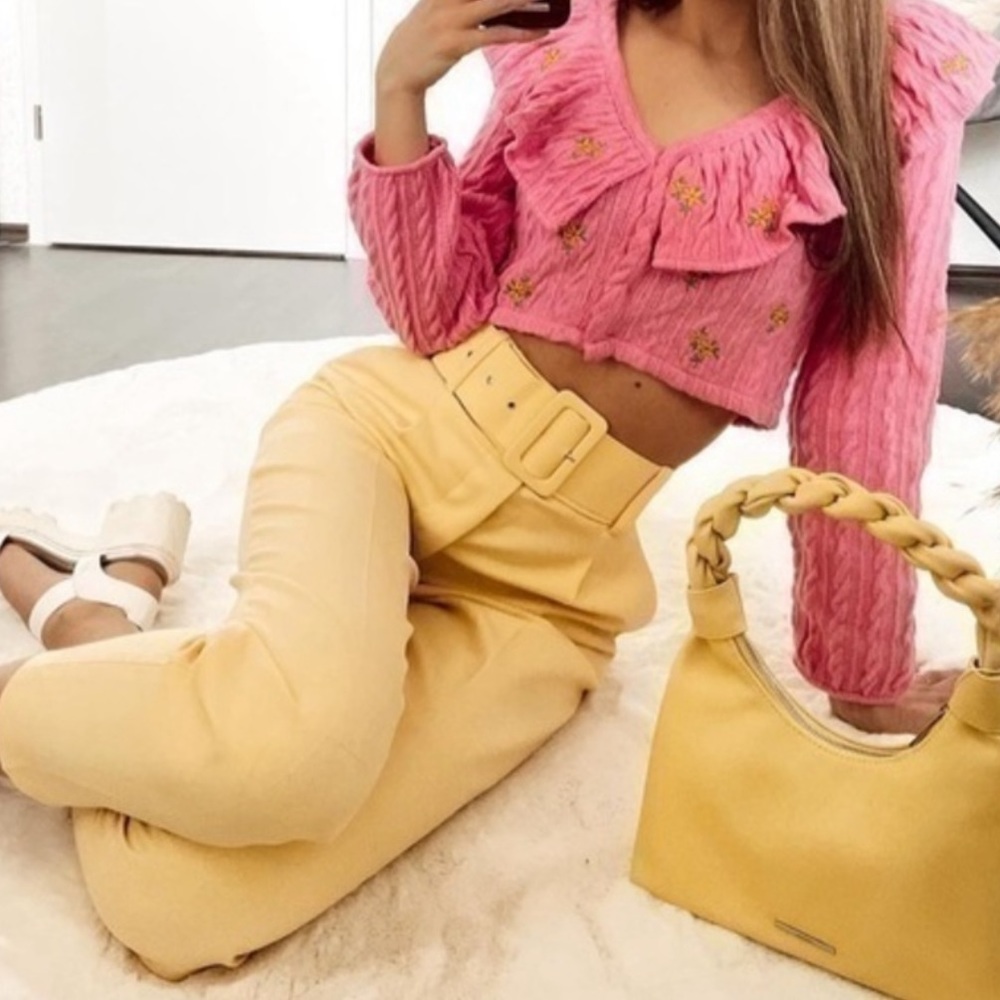 🆕ZARA BUBBLE GUM BARBIE PINK FLORAL CABLE-KNIT RUFFLED CROP CARDIGAN NWT SMALL